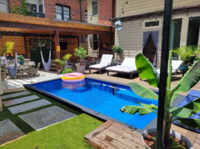 The Classy Craftsman - Beautiful Decor & Pool